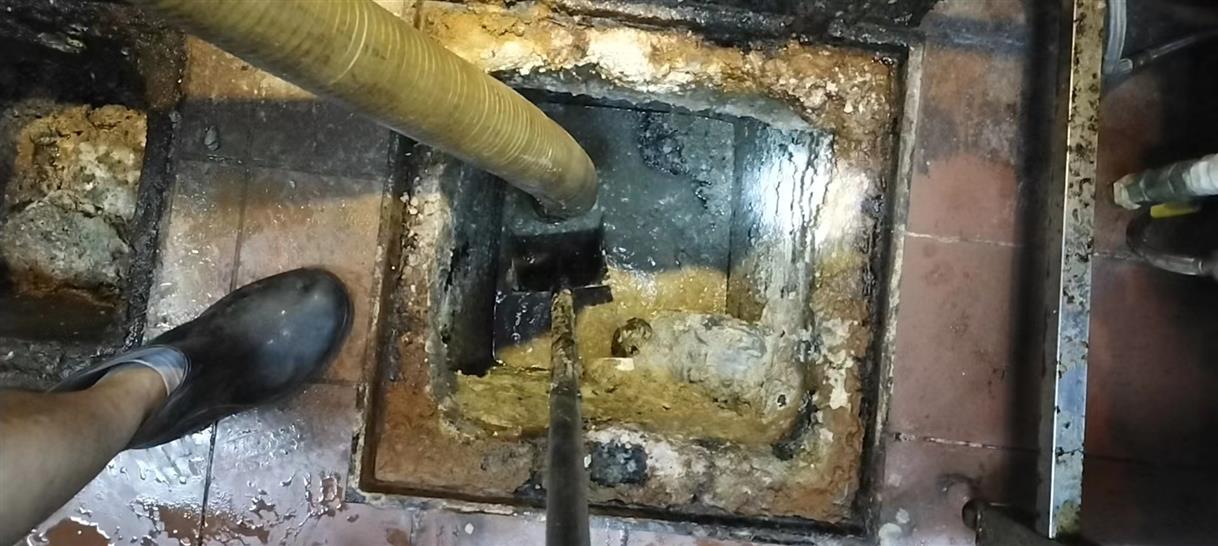 白水污水池清理一般都有毒气，怎么预防中毒呢？